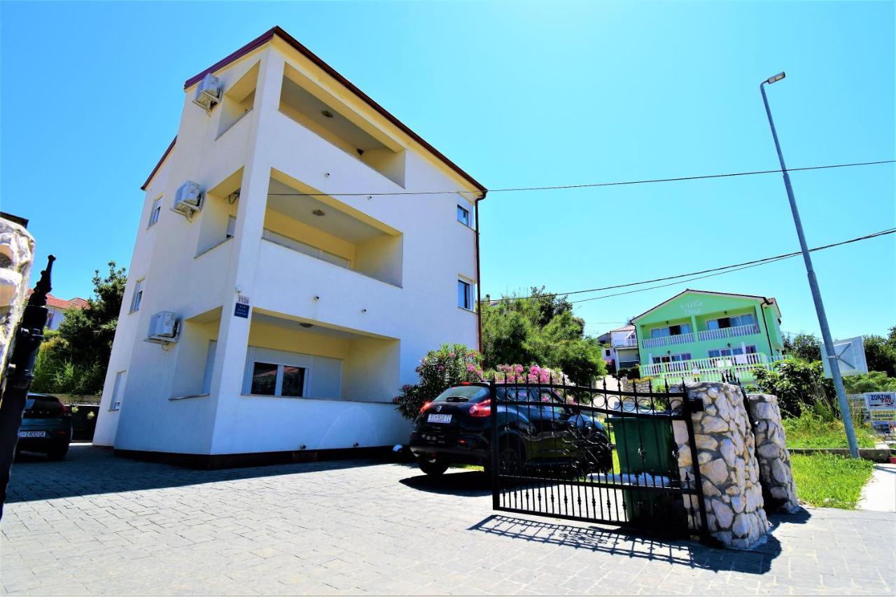 Apartmani Bakran Лопар Экстерьер фото