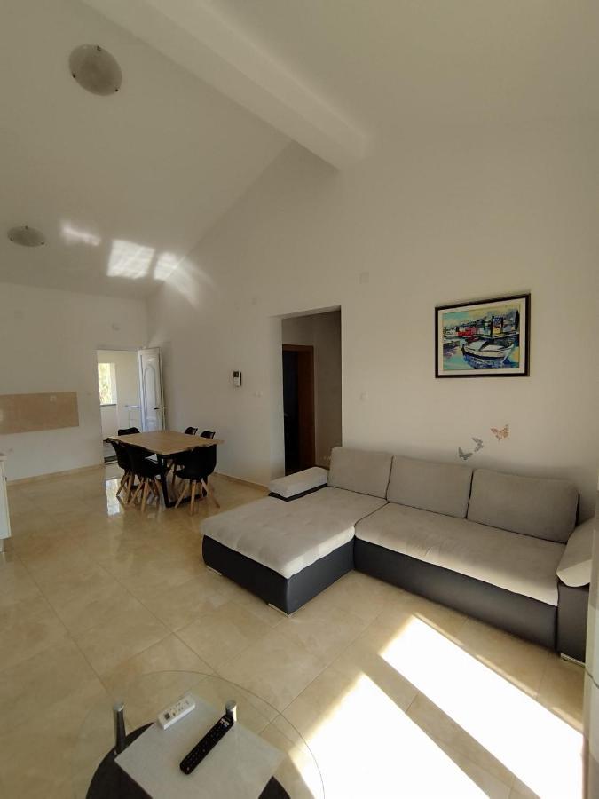 Apartmani Bakran Лопар Экстерьер фото